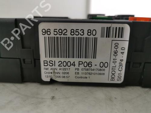 Used Fuse box Fuse box PEUGEOT 207 (WA_, WC_) 1.4 16V (88 hp) 33610961 33610961