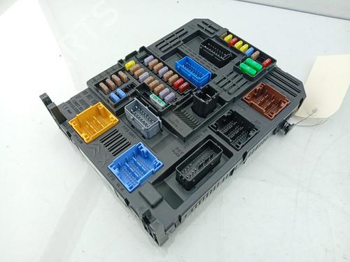 Used Fuse box Fuse box PEUGEOT 508 SW II (FC_, FJ_, F4_) PSE Hybrid4 360 (F45GBT) (360 hp) 32231170 32231170