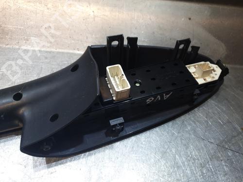 Used Left front window switch Left front window switch HYUNDAI TUCSON (JM) 2.0 CRDi (140 hp) 27568610 27568610