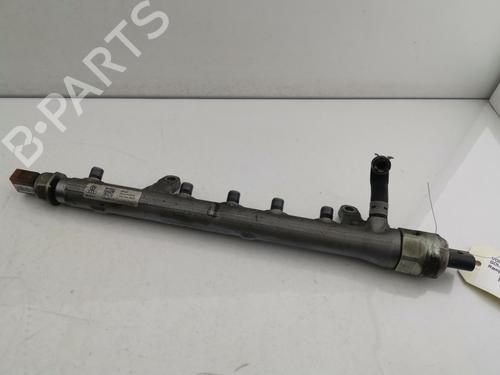 Rail D'Injecteurs VW GOLF PLUS V (5M1, 521) 1.6 TDI (105 hp) 31757268