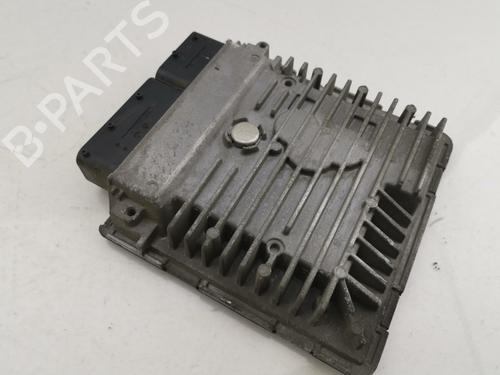 Used Engine control unit (ECU) AUDI A1 (8X1, 8XK) 1.6 TDI (105 hp) 30962819