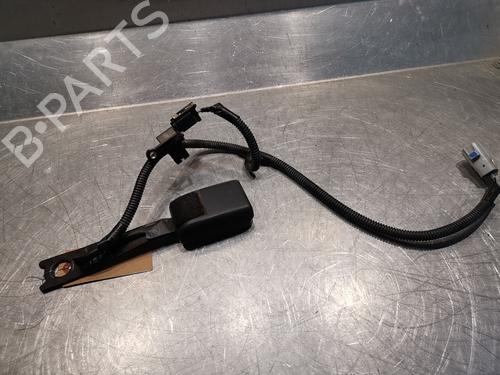Used Seat buckle TOYOTA AVENSIS (_T25_) 2.0 D-4D (CDT250_, CDT250R) (116 hp) 20923140