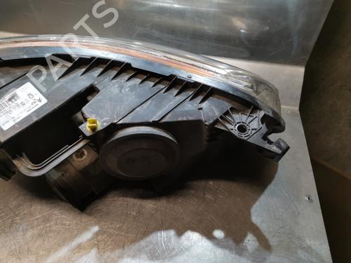 Left headlight CITROËN C3 Picasso (SH_) 1.6 HDi | BP26548676C28 