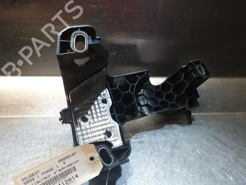Used Support PEUGEOT 5008 (0U_, 0E_) 2.0 HDi 150 / BlueHDi 150 (150 hp) 26130284