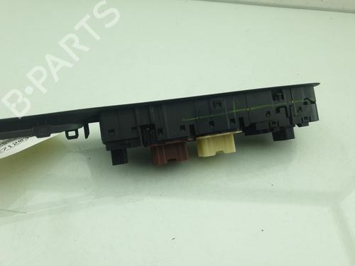 Left front window switch RENAULT CAPTUR I (J5_, H5_) 1.3 TCe 130 (J5NJ, J5NE) | BP39138512I27 - Image 4