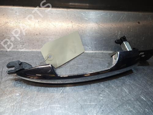 Used Front left exterior door handle ALFA ROMEO MITO (955_) 1.3 MultiJet (955AXP1A, 955AYC1A) (95 hp) 25487512