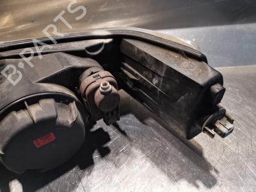 Right headlight PEUGEOT 306 Hatchback (7A, 7C, N3, N5) 1.9 D | BP21215218C29 