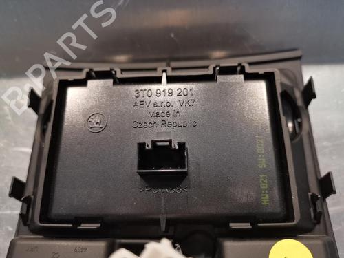 Climate control SKODA SUPERB II Estate (3T5) 2.0 TDI 3T0919201