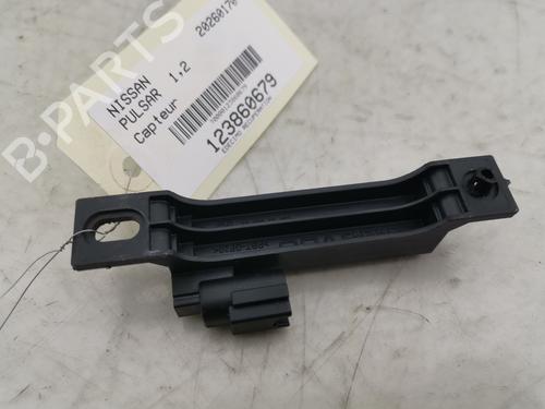 Used Electronic module Electronic module NISSAN PULSAR Hatchback (C13) 1.2 DIG-T (115 hp) 33739449 33739449