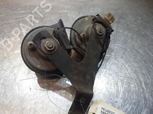 Horn PEUGEOT 5008 (0U_, 0E_) 2.0 HDi 150 / BlueHDi 150 | BP26130273E13 