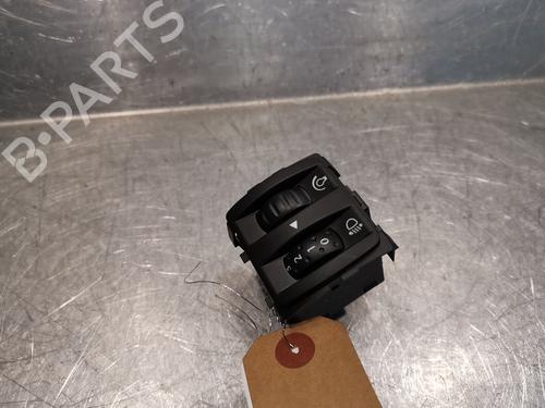 Used Headlight switch RENAULT MEGANE III Hatchback (BZ0/1_, B3_) 1.5 dCi (BZ09, BZ0D, BZ1W, BZ29, BZ14) (110 hp) 20919561