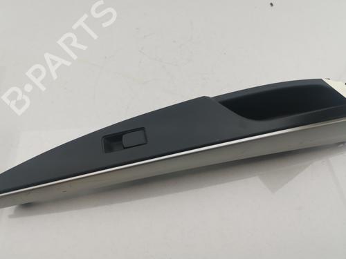 Used Right rear window switch SUZUKI SX4 S-Cross (JY) 1.6 AllGrip (AKK 416) (120 hp) 29816391