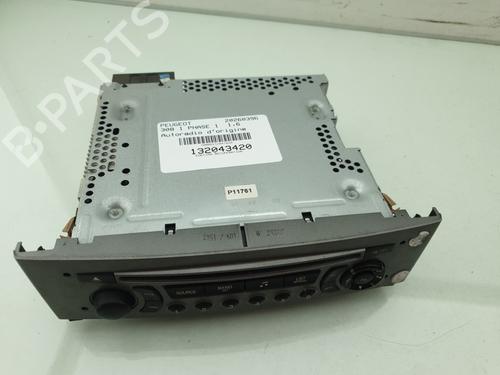 Used Radio Radio 38778847 38778847