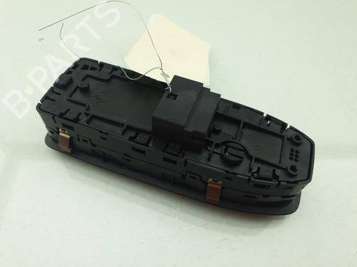 Left front window switch RENAULT CLIO V (B7_) 1.0 TCe 90 (B7MT) | BP39383104I27 - Image 4