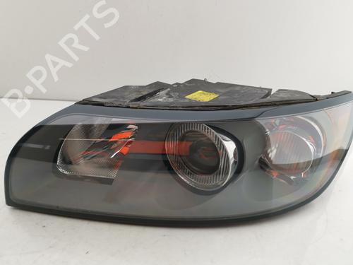 Lyskaster venstre VOLVO V50 (545) 2.0 D (136 hp) 32443801