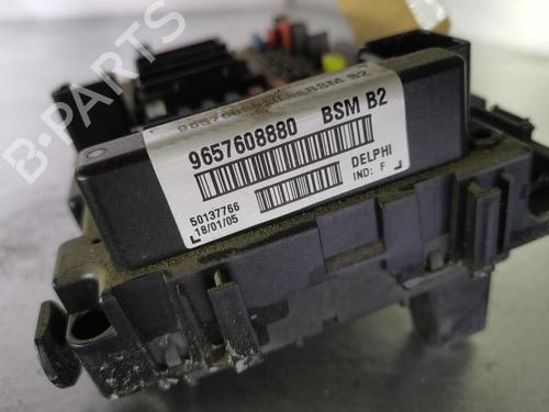 Zekeringkast PEUGEOT 307 Break (3E) 2.0 HDI 90 (90 hp) 20925339