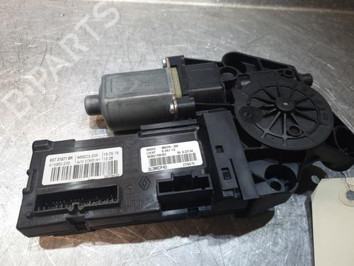 Left front window motor RENAULT SCÉNIC III (JZ0/1_) 1.5 dCi | BP24884227E21 