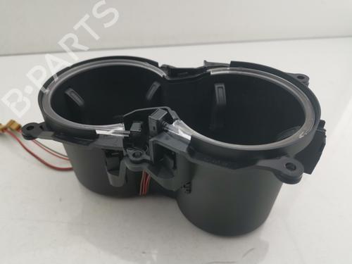 Kopholder/Genstandsholder AUDI Q3 (8UB, 8UG) 2.0 TFSI quattro (220 hp) 30488151