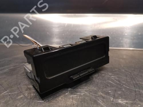 Używane Monitor / Wyświetlacz RENAULT CLIO II (BB_, CB_) 1.2 16V (BB05, BB0W, BB11, BB27, BB2T, BB2U, BB2V, CB05,... (75 hp) 20924088