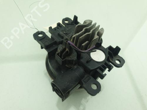 Left front fog light RENAULT CAPTUR I (J5_, H5_) 1.3 TCe 130 (J5NJ, J5NE) | BP39138523C30 - Image 1