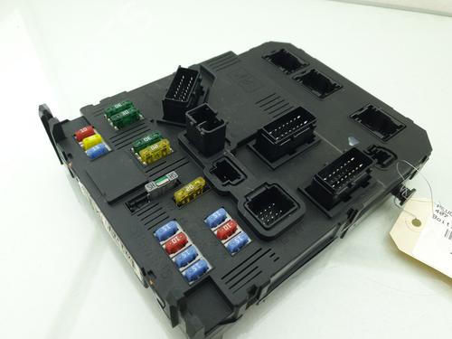 Used Fuse box Fuse box 38712088 38712088