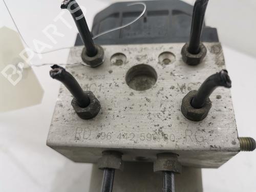 Used ABS pump ABS pump PEUGEOT 406 Break (8E/F) [1996-2004] 35957105 35957105