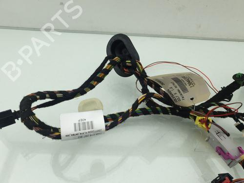 BP37992643E16 main image