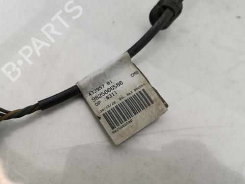 Used Electronic sensor Electronic sensor PEUGEOT 508 SW II (FC_, FJ_, F4_) PSE Hybrid4 360 (F45GBT) (360 hp) 32339822 32339822