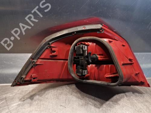 Used Right taillight RENAULT VEL SATIS (BJ0_) 2.2 dCi (BJ0E, BJ0F) (150 hp) 21215062