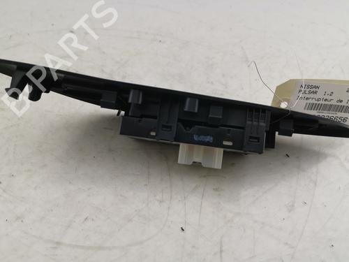 Right front window switch NISSAN PULSAR Hatchback (C13) 1.2 DIG-T | BP33724567I26 - Image 2