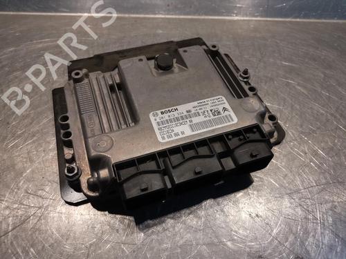 Used Engine control unit (ECU) Engine control unit (ECU) PEUGEOT 3008 I MPV (0U_) 1.6 HDi (109 hp) 20918529 20918529