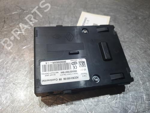 Used Card reader Card reader RENAULT SCÉNIC III (JZ0/1_) 1.5 dCi (110 hp) 24888722 24888722