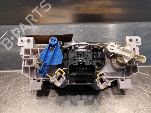 Used Climate control DACIA SANDERO 1.5 dCi (68 hp) 20923907