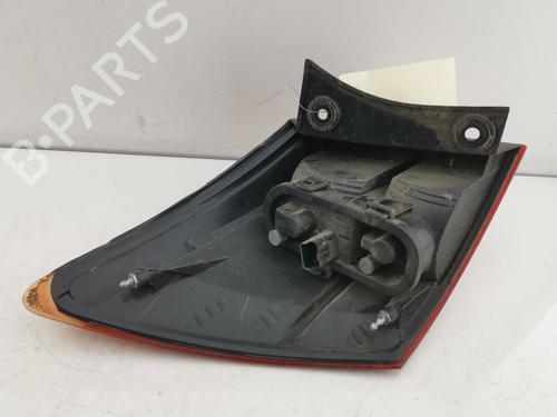 Used Right taillight Right taillight 32318654 32318654