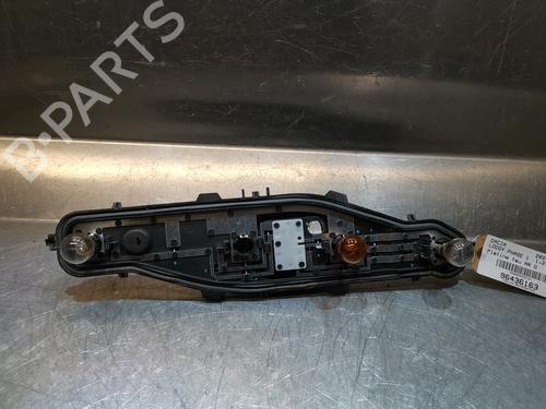Used Lamp holder DACIA LODGY (JS_) 1.2 TCe (JSAY, JSM0) (115 hp) 21557254