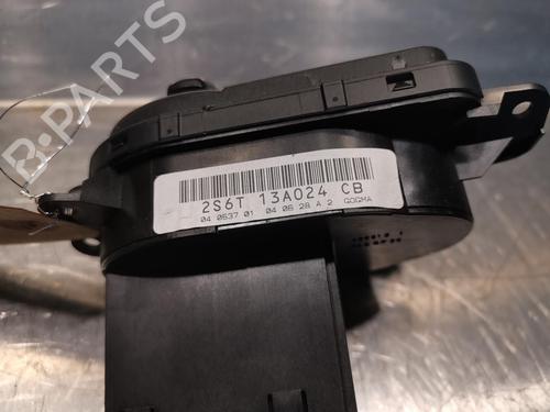 Used Headlight switch FORD FIESTA V (JH_, JD_) 1.4 TDCi (68 hp) 20921791