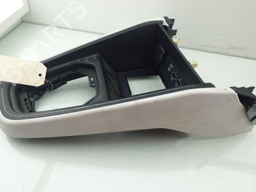 Used Middle console Middle console 39424209 39424209