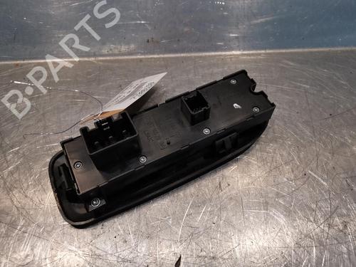 Used Left front window switch Left front window switch FORD C-MAX (DM2) 1.6 TDCi (90 hp) 20918648 20918648