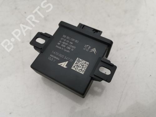 Used Control unit Control unit PEUGEOT 508 SW II (FC_, FJ_, F4_) PSE Hybrid4 360 (F45GBT) (360 hp) 32337695 32337695