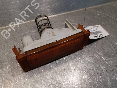 Used Right front indicator RENAULT RAPID Box Body/MPV (F40_, G40_) 1.6 D (F404) (55 hp) 20919598