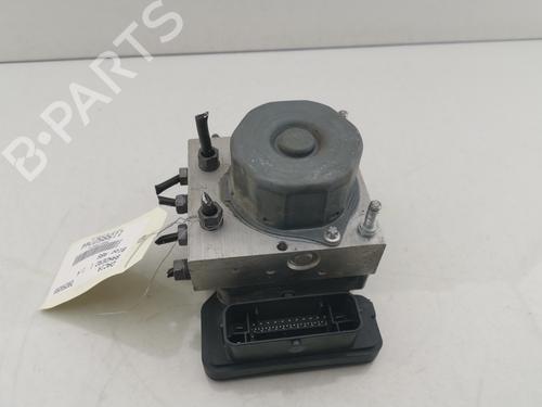 Used ABS pump DACIA SANDERO 1.4 (BS0C, BS0A, BS0G, BS1F, BS0E) (75 hp) 30464661