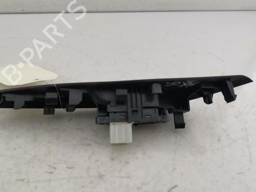 Left rear window switch NISSAN PULSAR Hatchback (C13) 1.2 DIG-T | BP33724568I29 - Image 2