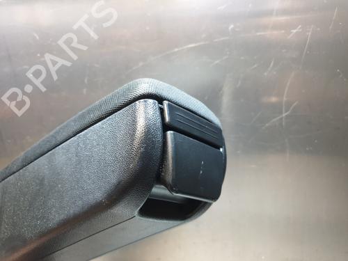 Used Armrest / Center console Armrest / Center console ALFA ROMEO MITO (955_) 1.3 MultiJet (955AXP1A, 955AYC1A) (95 hp) 25491175 25491175