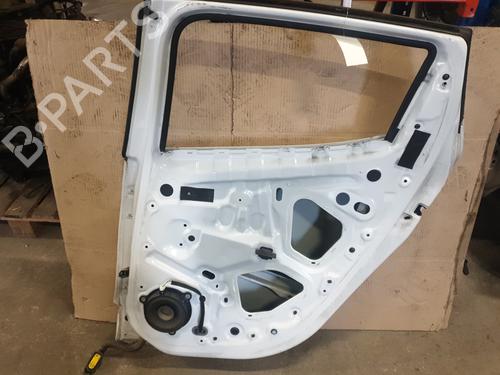 Dør højre bagtil Dør højre bagtil RENAULT CLIO IV (BH_) 1.5 dCi 90 (90 hp) 36346213 36346213