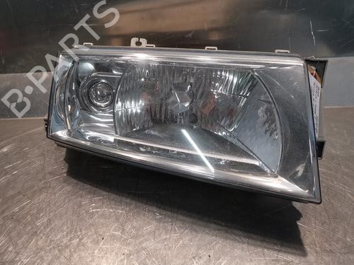 Used Right headlight Right headlight SKODA OCTAVIA I (1U2) 1.9 TDI (100 hp) 20918283 20918283