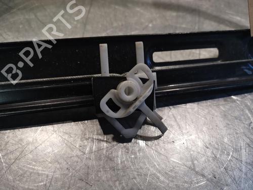 Used Front right window mechanism Front right window mechanism FIAT PANDA (169_) 1.2 (169AXF2A, 169AXF1A) (69 hp) 20919781 20919781