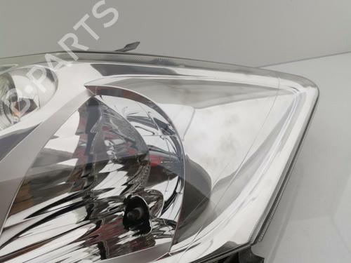 Left headlight TOYOTA AURIS (_E15_) 1.4 D-4D (NDE150_, NDE150R) | BP28170685C28 