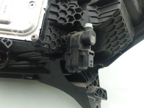 right-headlight-renault-captur-i-j5_-h5_-2013-39097873 main image
