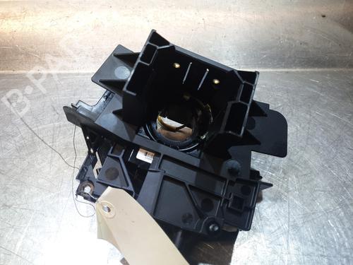 squib-airbag-ford-kuga-i-2008-2009-2010-2011-2012-27270516 main image