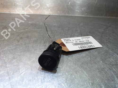 Used Switch SKODA FABIA III (NJ3) 1.4 TDI (90 hp) 24054592